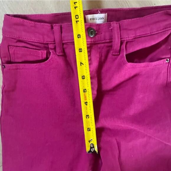 Sneak Peek Women's Bright Pink Bell Bottom Flare Denim Jeans Size 26/31 Barbie - Picture 5 of 11